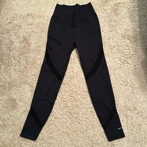 Victoria’s Secret pink leggings. Size S. New without tags.